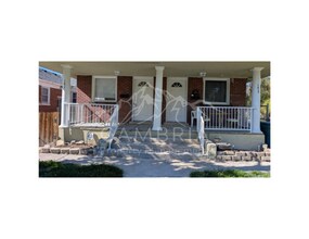 Building Photo - Vintage Unit in Salt Lake