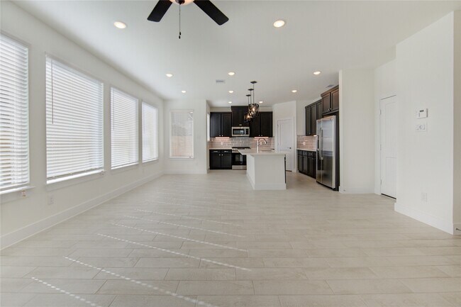 Building Photo - 7630 Meadow Mouse Ln