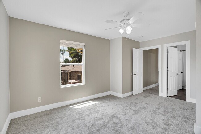 Building Photo - $2,465.00, 2 bed, 1.5 bath, located in Denver