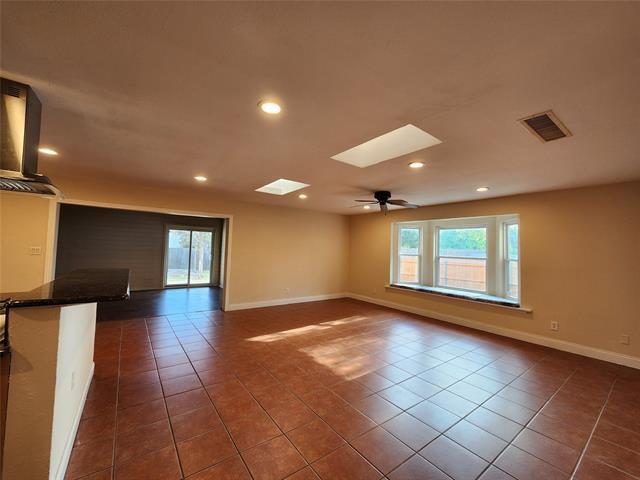 Building Photo - 3800 N Magnolia Ct