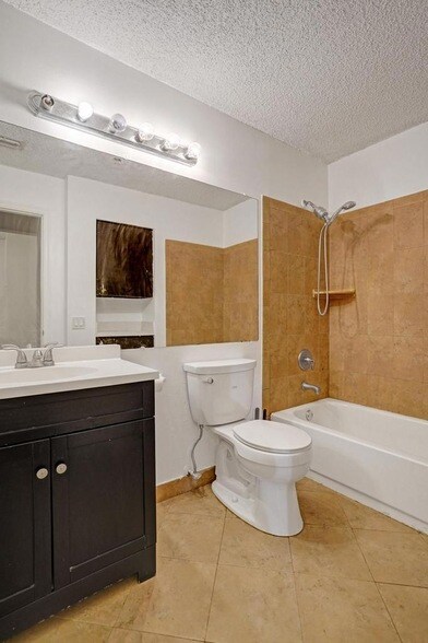 Building Photo - 2301 N Congress Ave