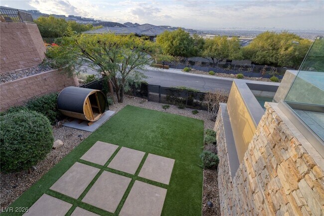 Building Photo - 675 Scenic Rim Dr