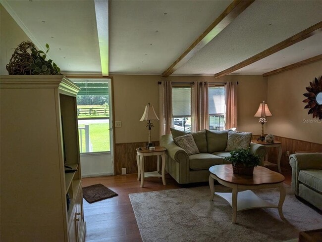 Building Photo - 56314 Blue Creek Rd