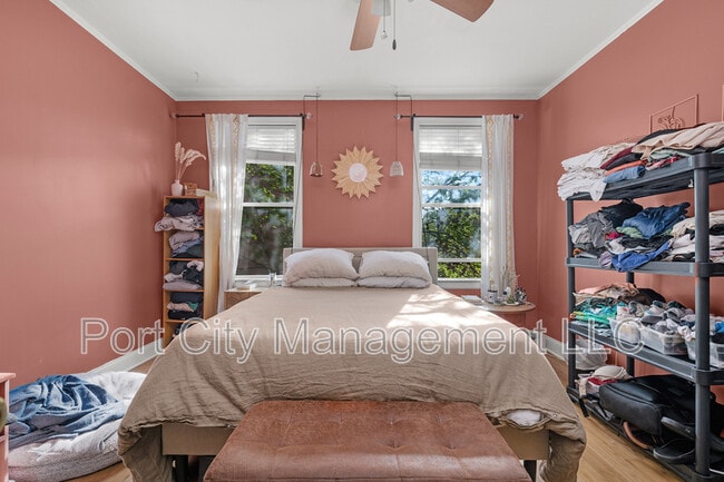 Building Photo - 210 S Bouldin St