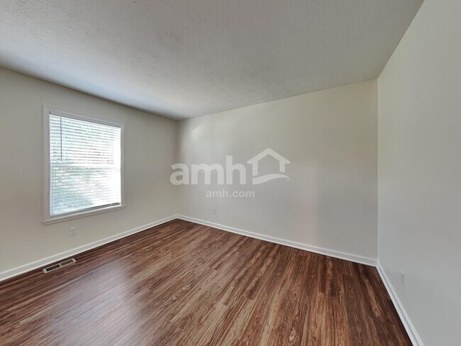Building Photo - 1613 Blankenship Dr
