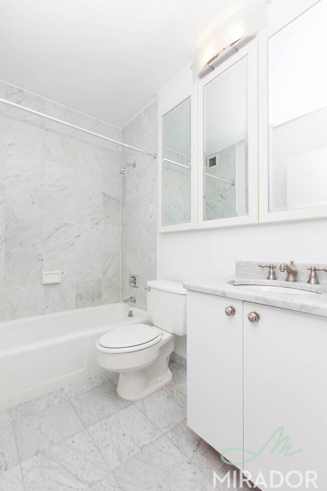 Building Photo - 1 bedroom in New York NY 10023