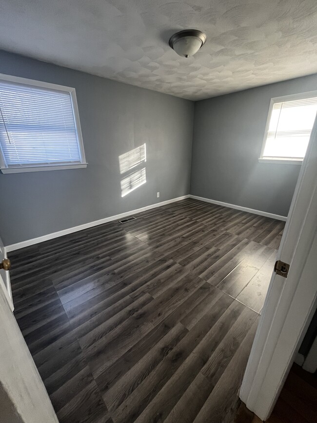 Bedroom 2 - 6817 Jackson St