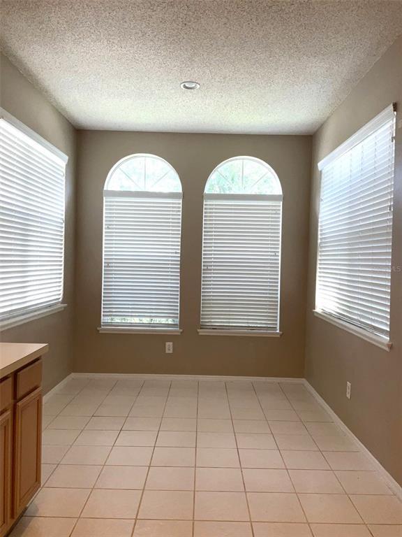 Building Photo - 1318 Lake Biscayne Way