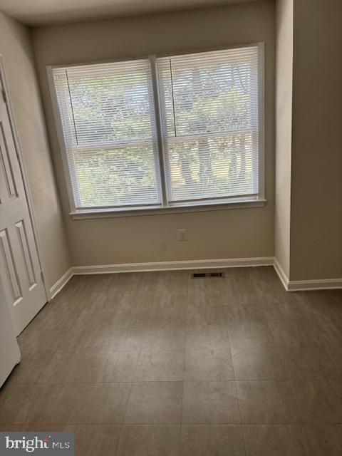 Building Photo - 3719 Roxbury Ln