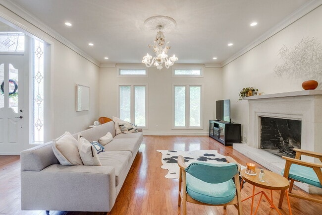 Building Photo - Private 4 Bedroom Retreat for Lease