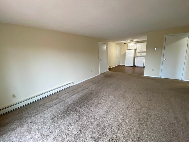 Building Photo - 95 Powers St