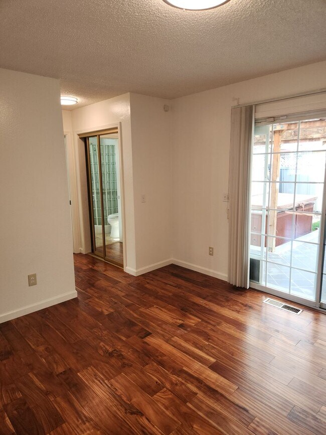 Building Photo - 3 Bedroom 2 Bathroom Single Family home in Rincon Valley with A/C and RV parking