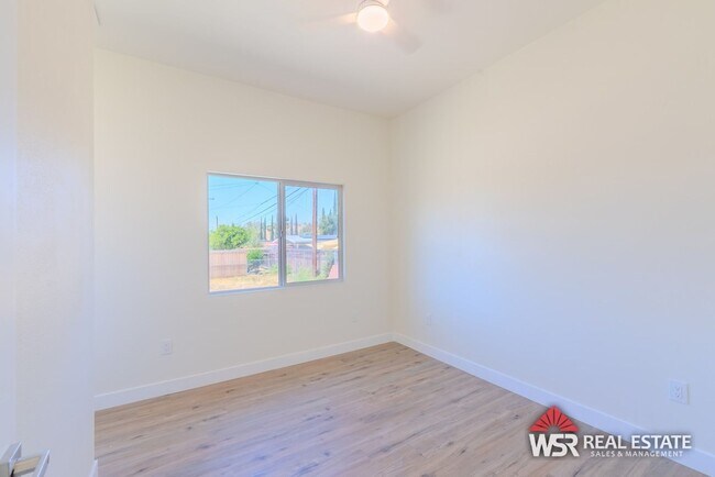 Building Photo - 25168 E 17th St