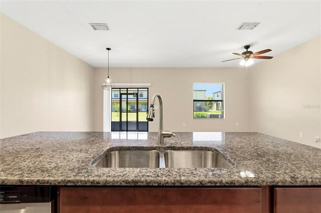 Building Photo - 16948 Storyline Dr