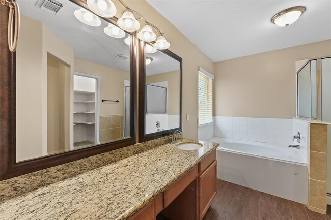 Building Photo - 8342 Loetsch Ridge Way