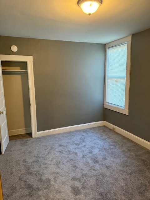 Building Photo - 2418 Baker St