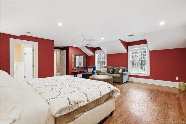 Building Photo - 5 Rock Shelter Rd