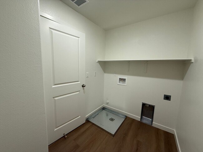 Building Photo - New Build