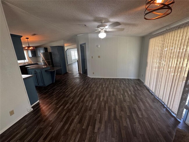 Building Photo - 1827 Leesburg Blvd