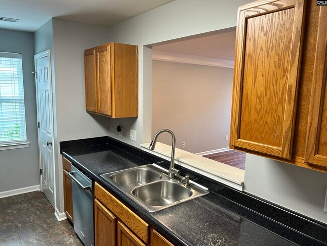 Building Photo - 168 Regency Dr