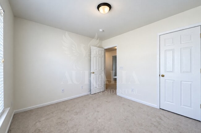 Building Photo - 112 Huntersville Rd