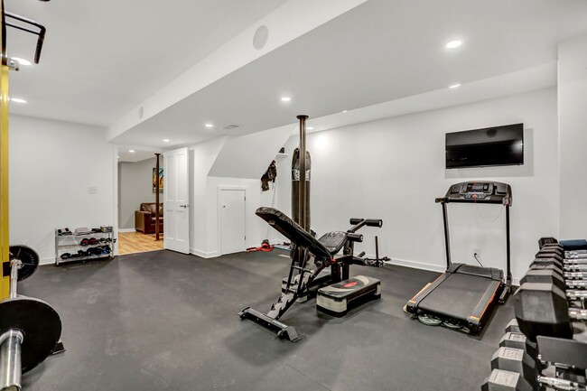 Building Photo - An Unbelievable Rental Opportunity – Grand...