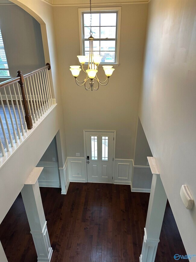 Building Photo - 517 Balsam Terrace Way