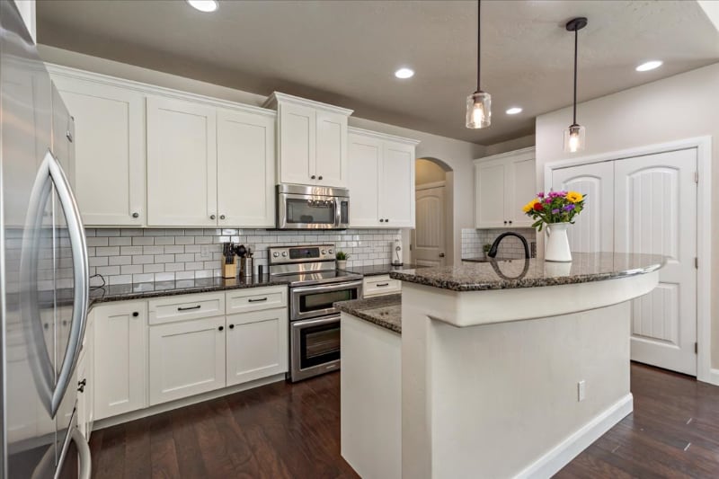 Building Photo - 514 N Vandries Way