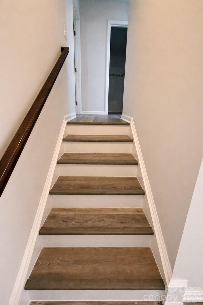 Building Photo - 3014 Potomac River Pkwy