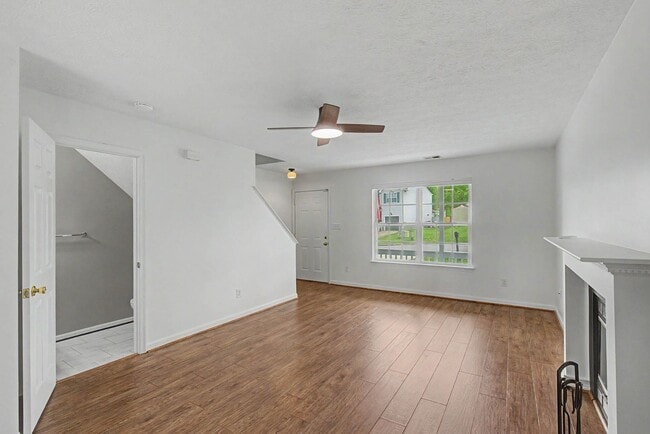 Building Photo - Beautiful home you won't want to miss!
