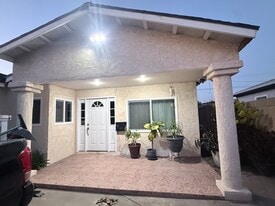 Building Photo - 9625 Adoree St