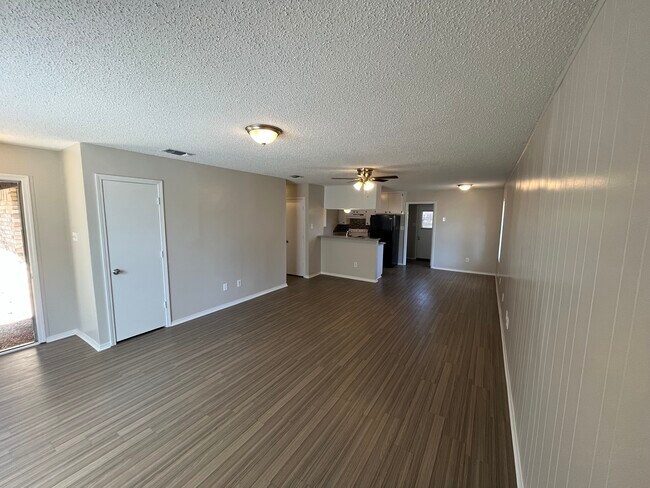 Building Photo - 13483 Rhudy Dr