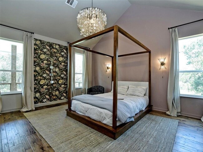 Building Photo - 3600 McGregor Ln