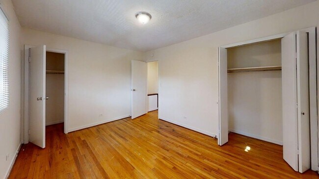 Building Photo - 1107 River Ct