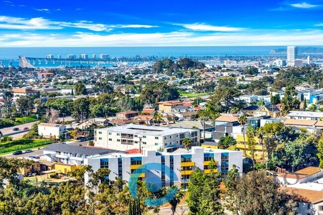 Building Photo - 3093 Broadway