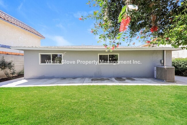 Building Photo - Remodeled La Habra Home
