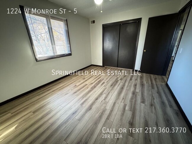 Building Photo - Sparkling 2 Bed 1 Bath Gem with Modern Upg...