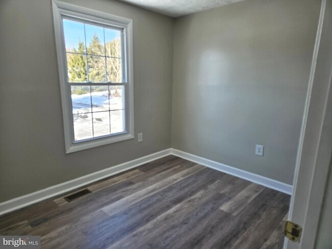 Building Photo - 10717 Glen Hannah Dr