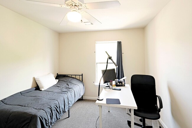 Building Photo - One Bedroom With Private Bath in Eagles Landing - Utilities Included