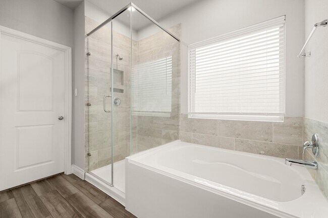 Building Photo - 31214 Raleigh Creek Dr
