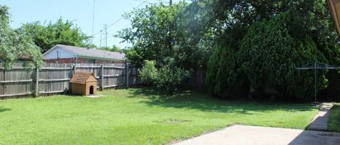 Building Photo - 834 Michelle Dr
