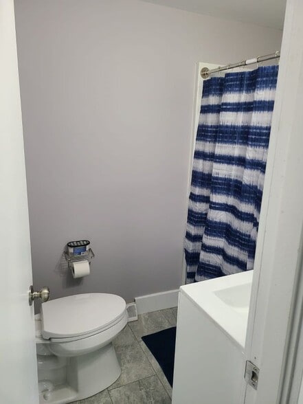 Building Photo - 1334 Waldon Rd