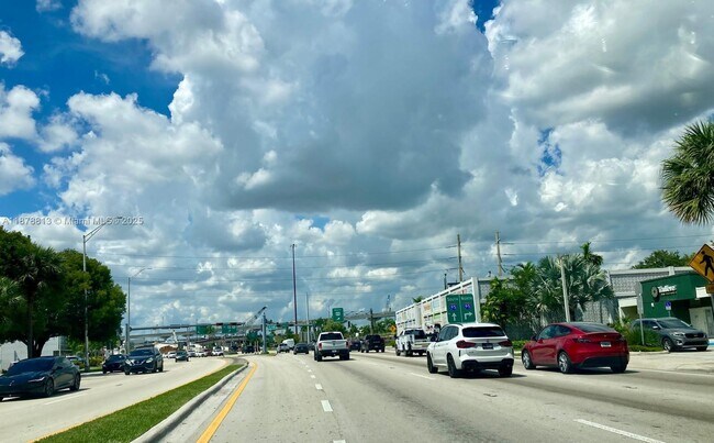 Building Photo - 16450 NW 2nd Ave