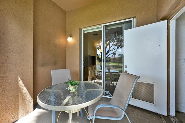 Building Photo - 4870 Bonsai Cir