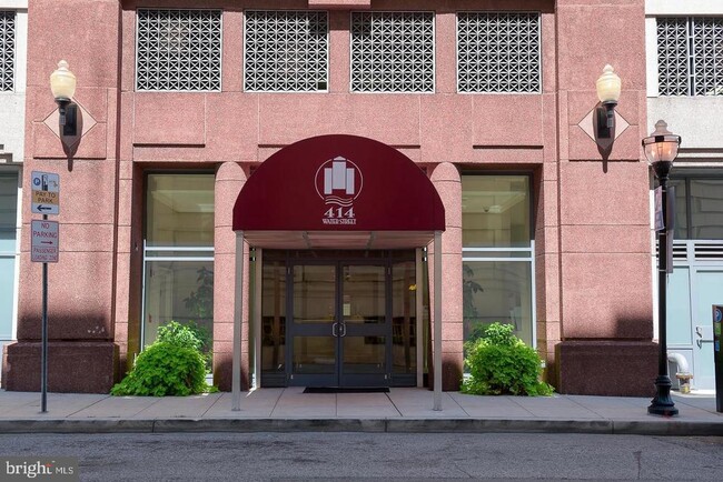 Building Photo - 414 Water St