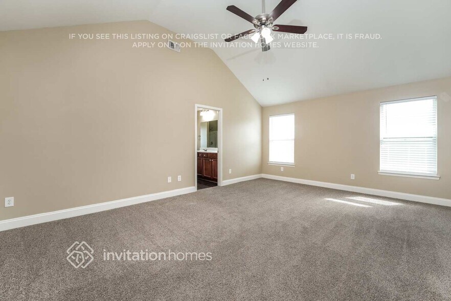 Building Photo - 3118 Avondale Dr SE