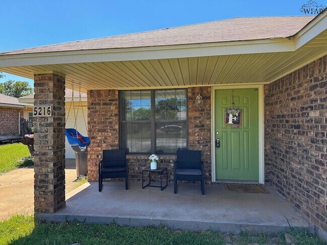 Building Photo - 5216 Brookwood Dr