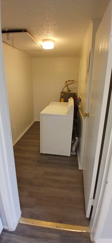 Building Photo - 33305 Ryan Dr