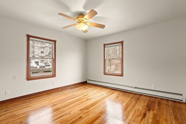 Building Photo - 10 Ernest Ave