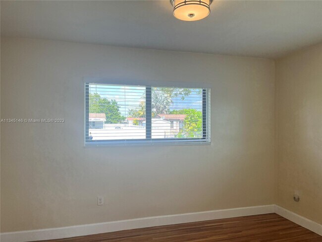 Building Photo - 11535 SW 139th Ter